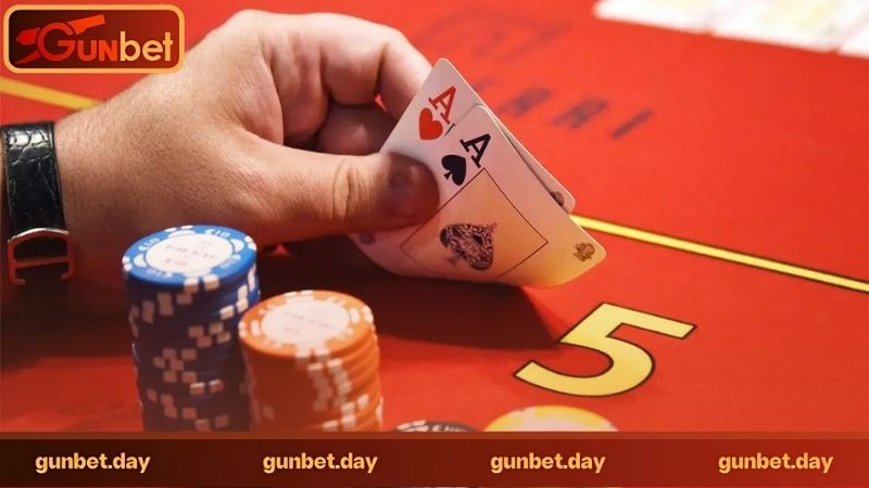 Làm thế nào để chơi poker trên Gunbet?