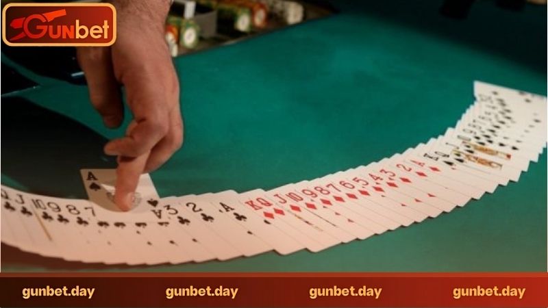 Poker trên Gunbet có hỗ trợ chơi thử không?