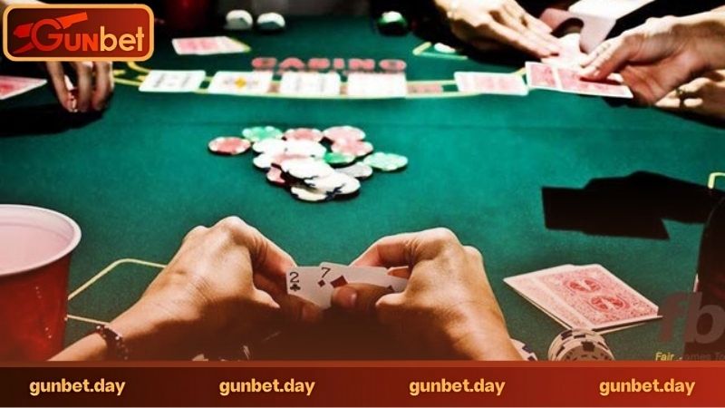 Poker trên Gunbet có hỗ trợ chơi thử không?
