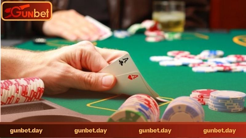 Poker trên Gunbet có hỗ trợ chơi trực tiếp không?